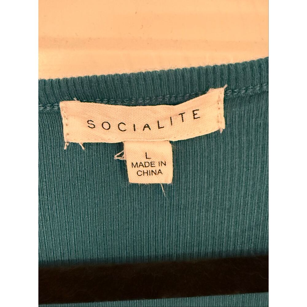 Socialite Soft Ribbed Henley - Picture 3 of 7